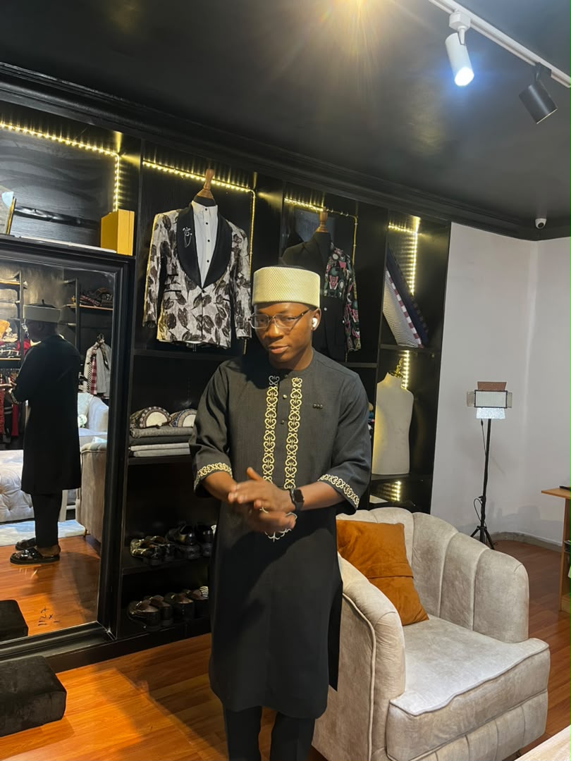 Black Twin-Band Heart-Scroll Cashmere Kaftan | Nigerian Traditional Wear